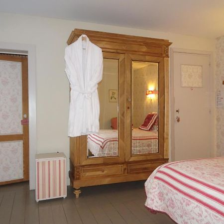 Guesthouse Alizee Льовен Екстериор снимка
